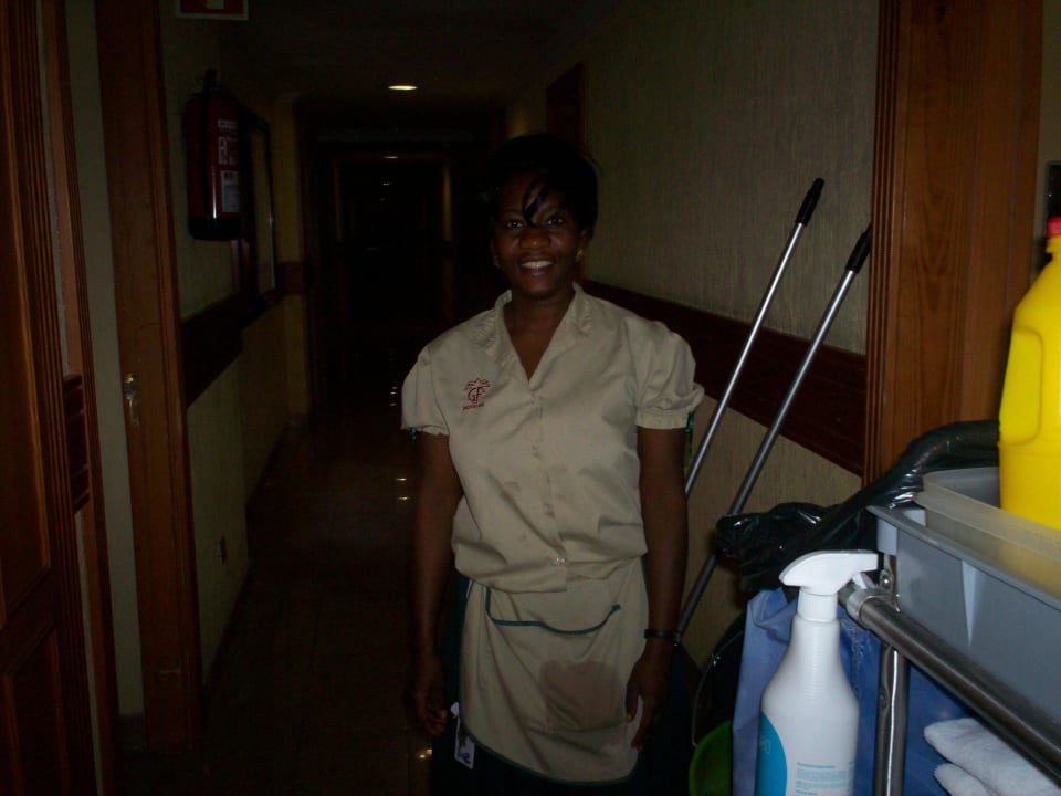 Unsere Putzfrau, sehr fleisig und sauber GF FANABE