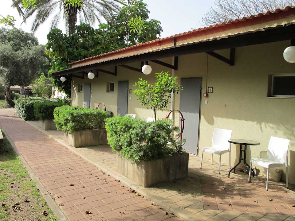 Bungalos mit dne Gästezimmern Hotel Ashdot Yaacov Ichud Kibbutz Country Lodging