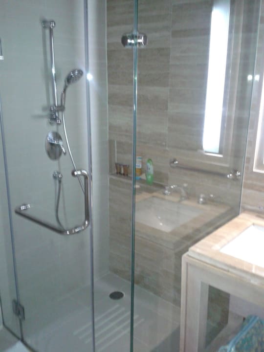 Bad/Dusche Dusit Thani Krabi Beach Resort