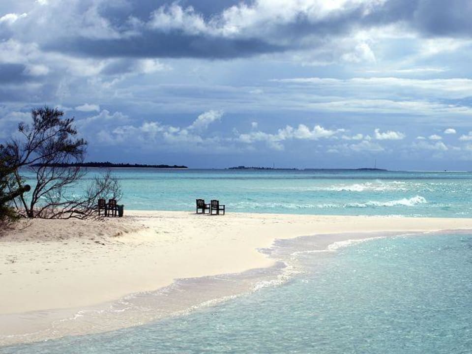 Sandbank bei den Wasservillen Kuredu Island Resort & Spa
