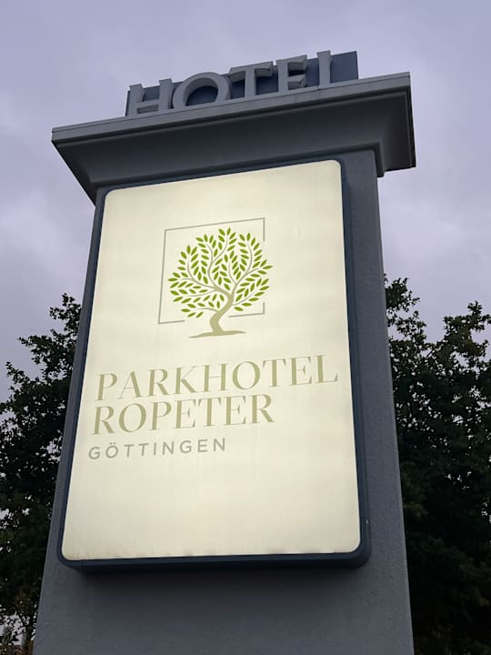 Außenansicht Parkhotel Ropeter