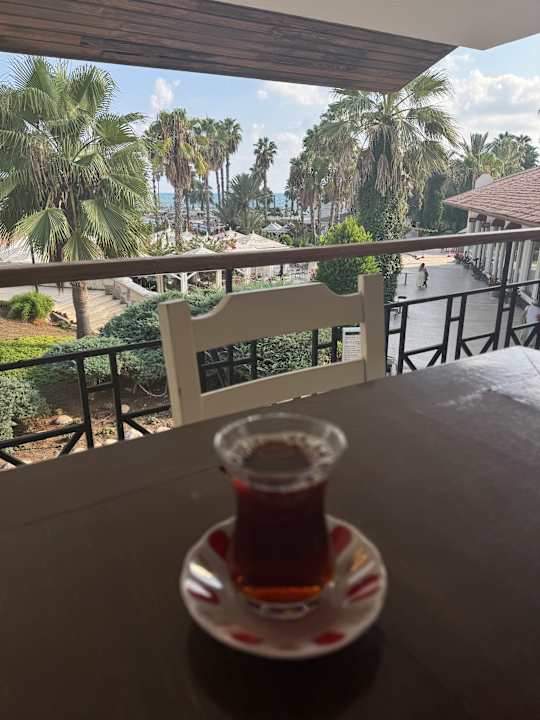 Gastro Adora Hotel & Resort