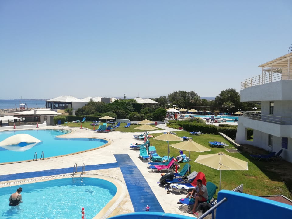 Pool Apollonia Beach Resort & Spa
