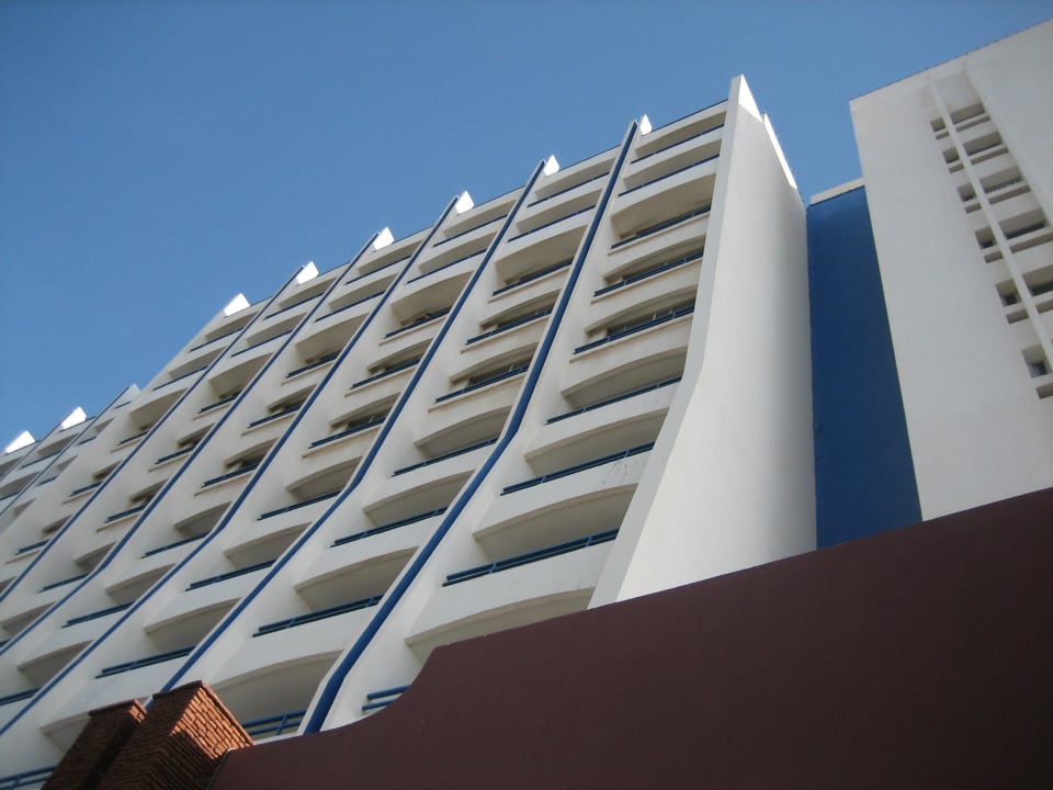 Budynek z zewnątrz Anezi Tower Hotel