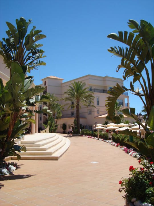 Treppe zum Hoteleingang PortoBay Blue Ocean