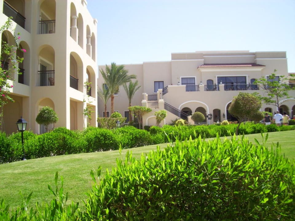 Hotelowy ogród Jaz Mirabel Park & Club