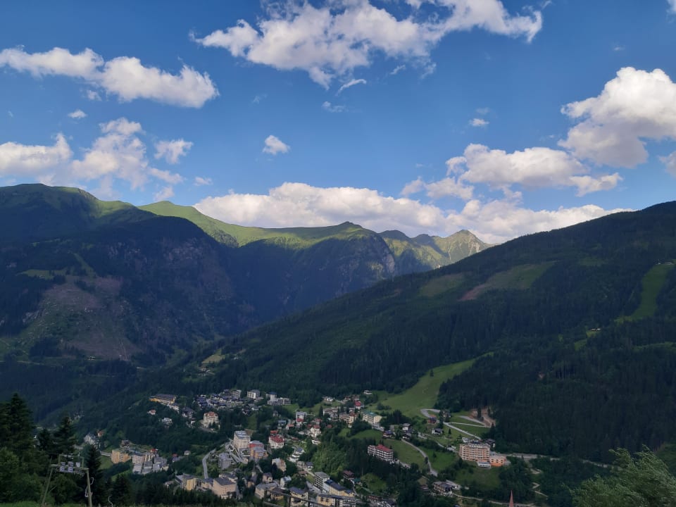 Ausblick MONDI Bellevue Alm Gastein