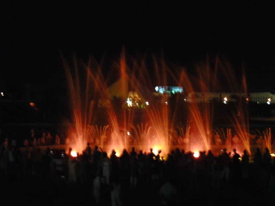 Die Wasserfontäne jeden Abend um 21 Uhr Blend Club Aqua Resort