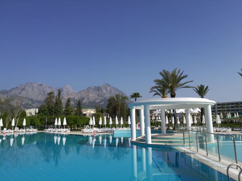 Pool Mirage Park Resort