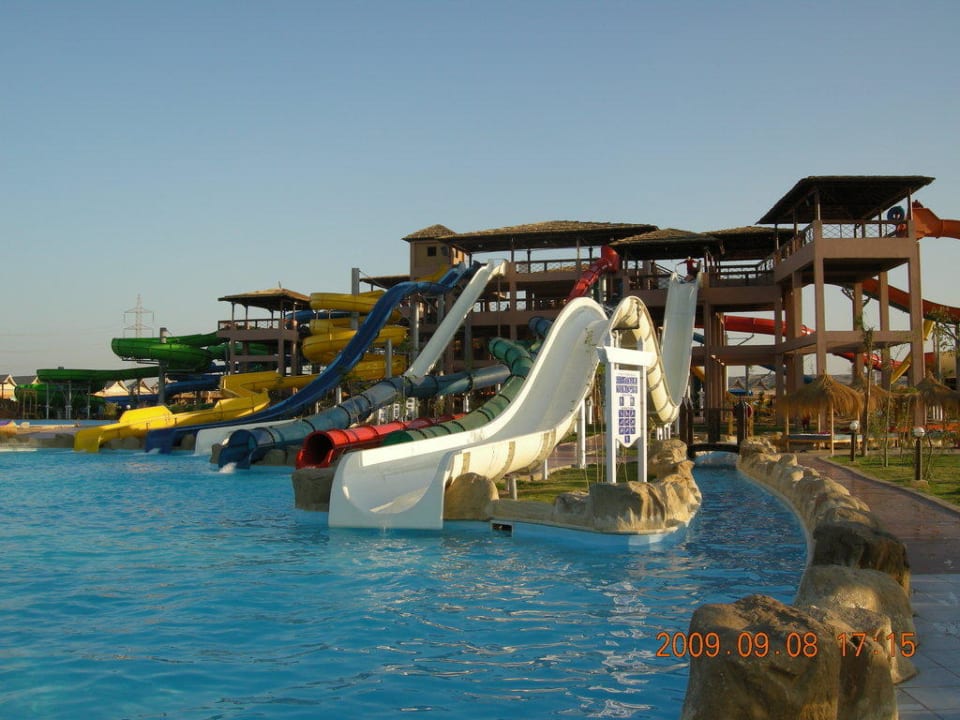 The aquapark Pickalbatros Jungle Aqua Park Resort - Neverland Hurghada