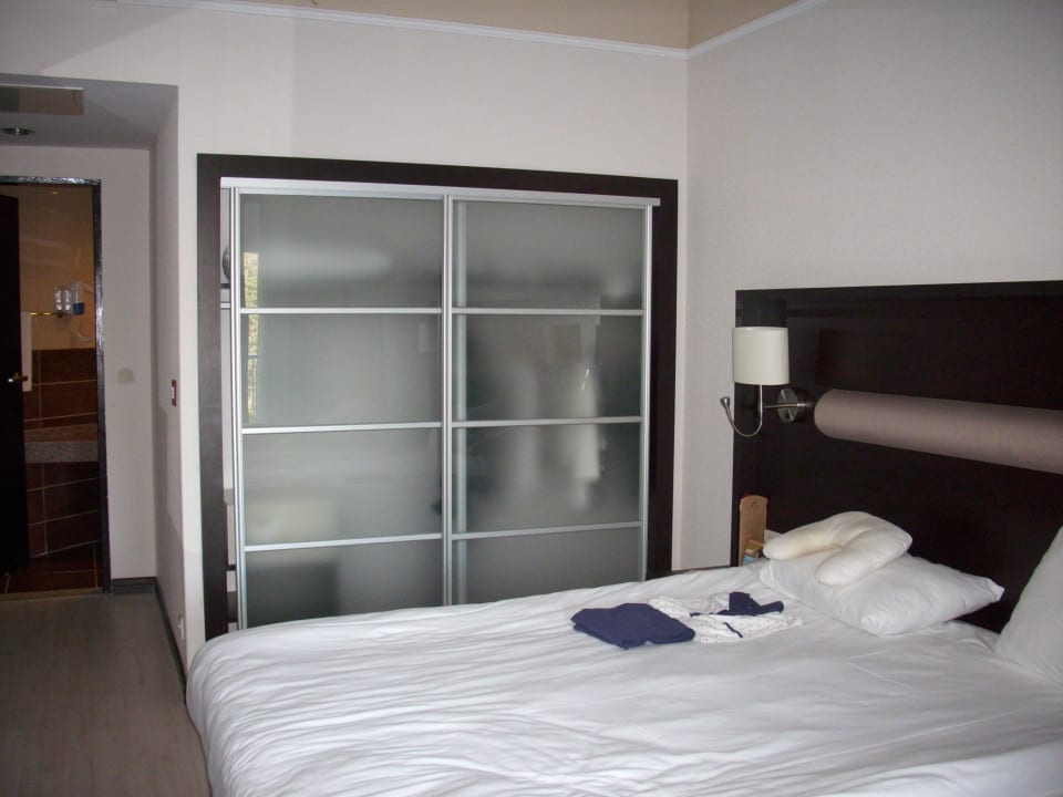 Zimmer Asteria Collection Side