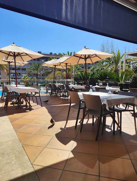 Gastro Costa Encantada Resort & Suites