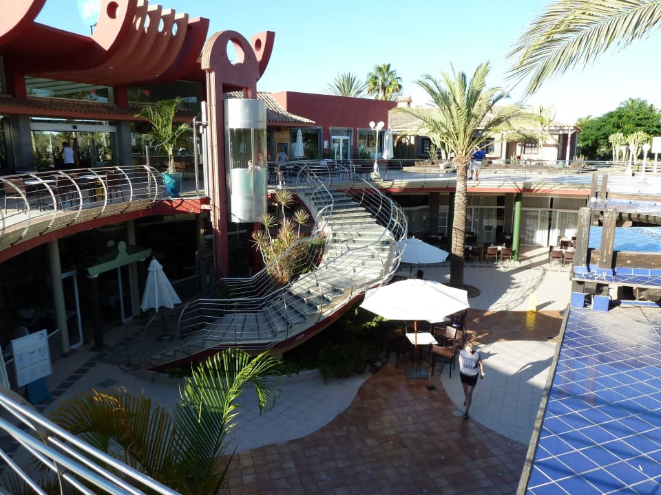 Lift & Treppe zum Restaurant Suites & Villas by Dunas