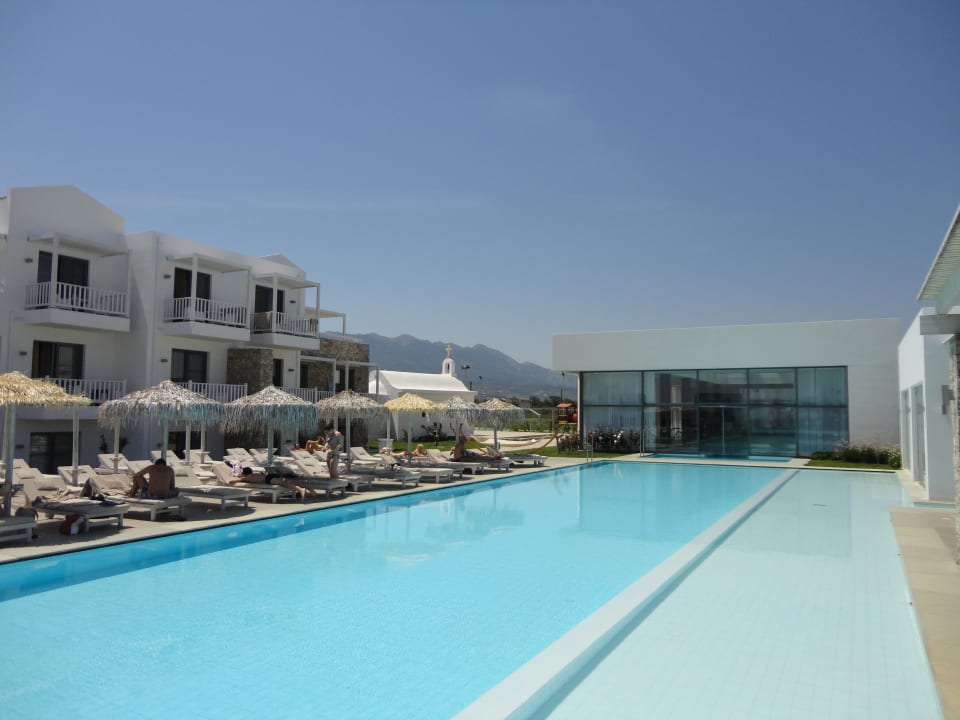 Basen Diamond Deluxe Hotel & SPA