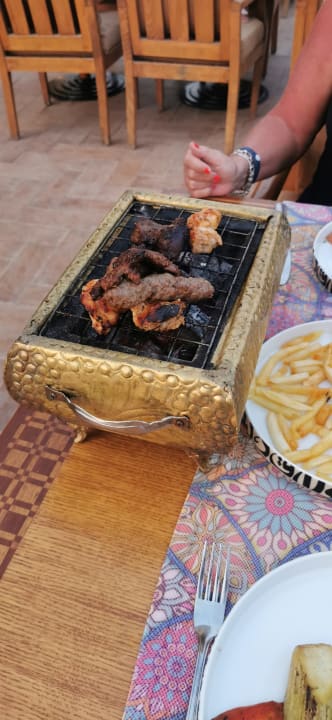 Gastro SUNRISE Crystal Bay Resort