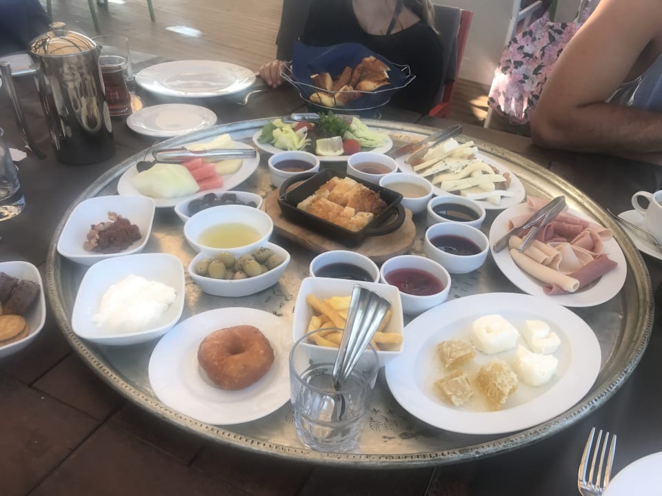 Gastro Xanadu Resort Hotel