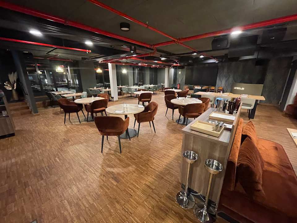 Gastro REVERB by Hard Rock Hamburg