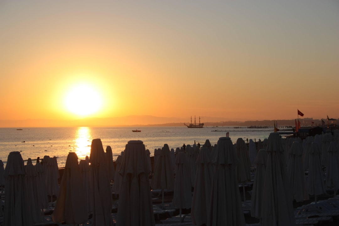 Sonnenuntergang an der Promenade Side Star Elegance