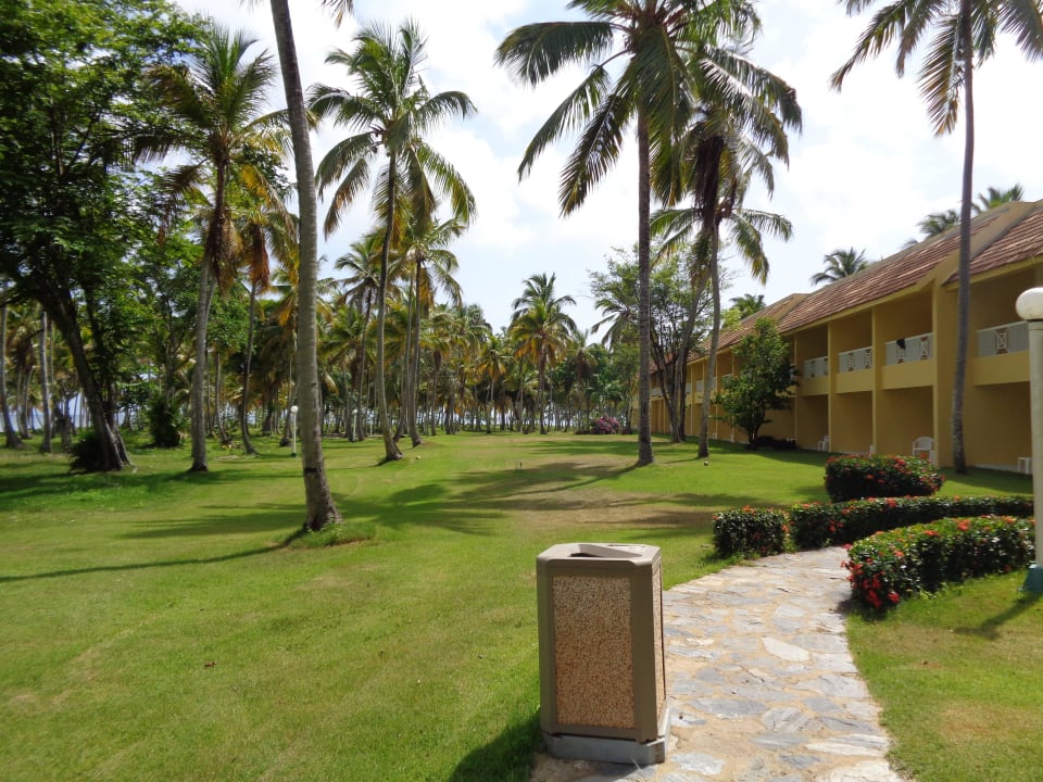 Weg zum Zimmer Wyndham Alltra Samana