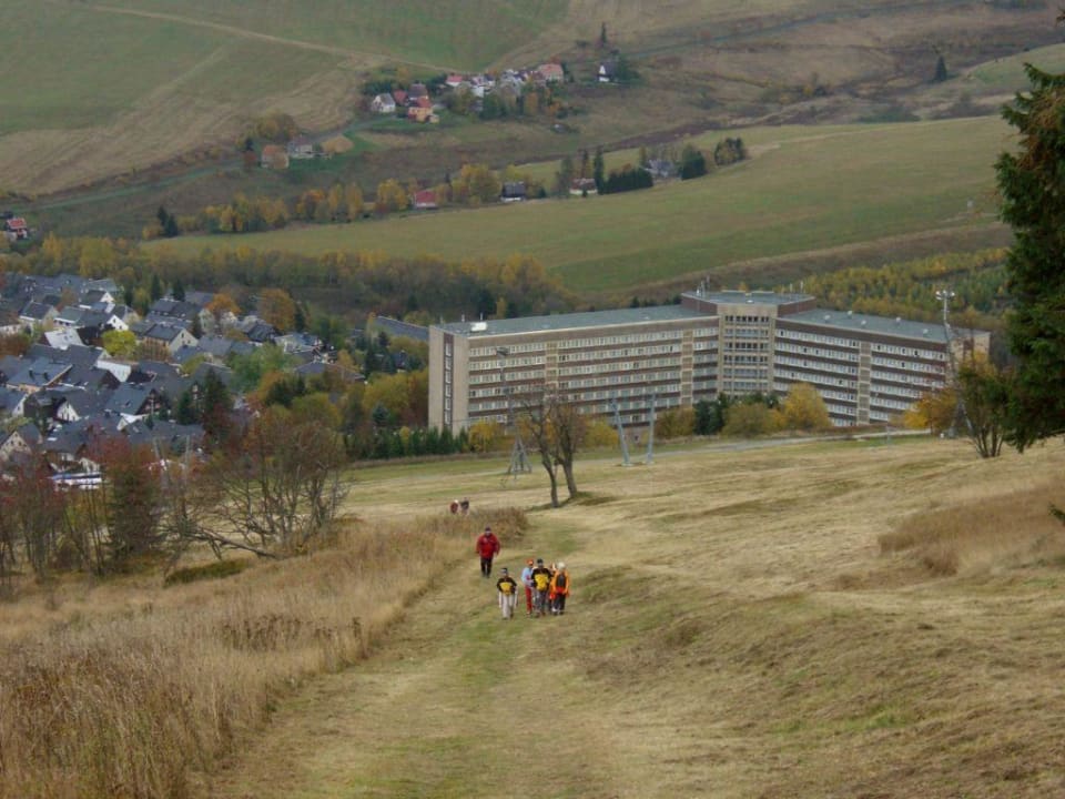 Blick auf das Hotel AHORN Hotel Am Fichtelberg