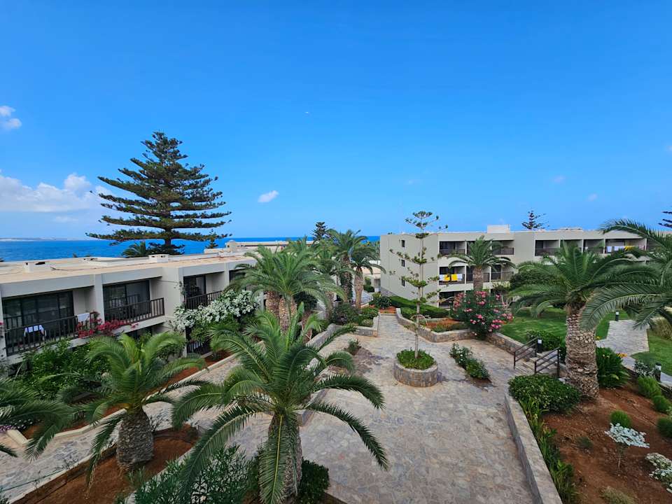 Gartenanlage allsun Hotel Malia Beach