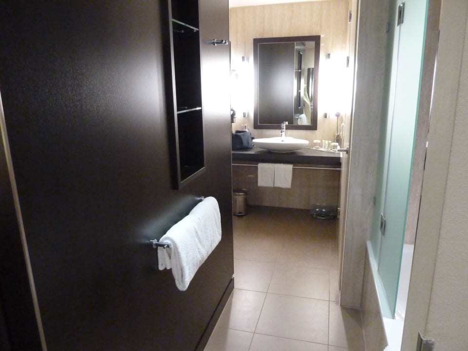 Offenes Badezimmer Lindner Hotel Vienna Am Belvedere, part of JdV by Hyatt