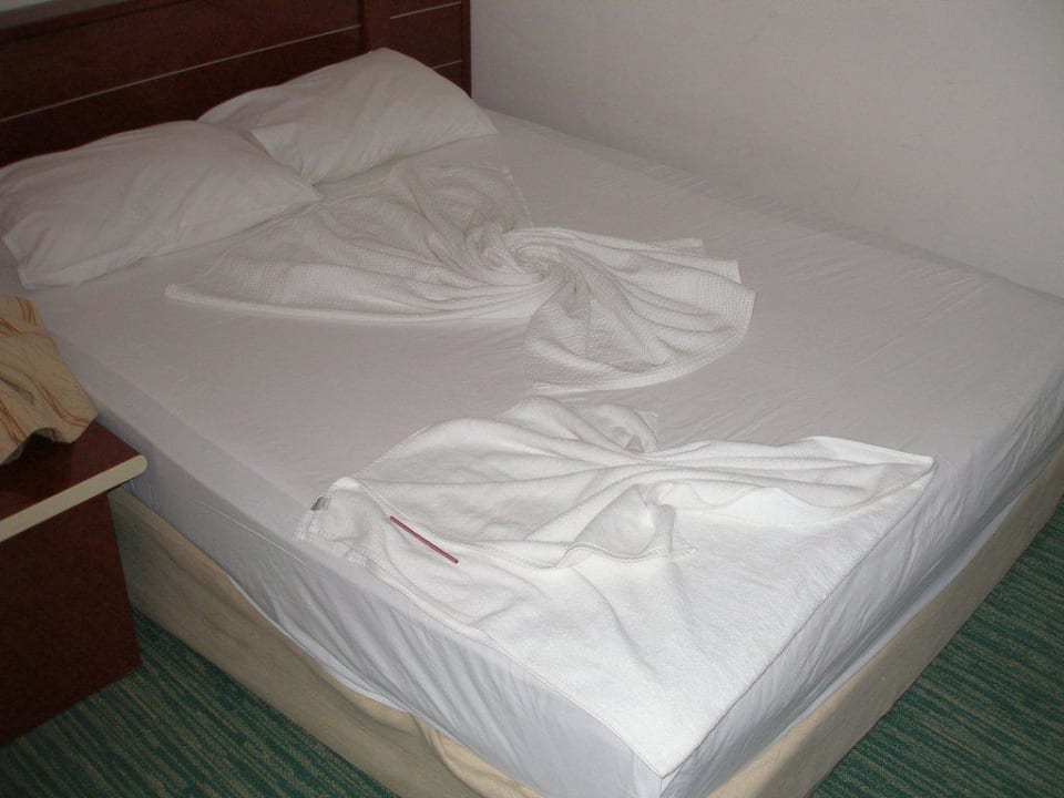 Arranged bed Aydinbey Gold Dreams