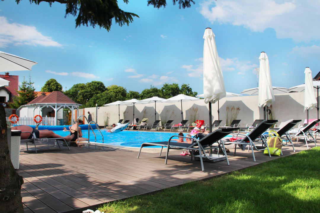 Basen zewnętrzny Hotel Kahlberg