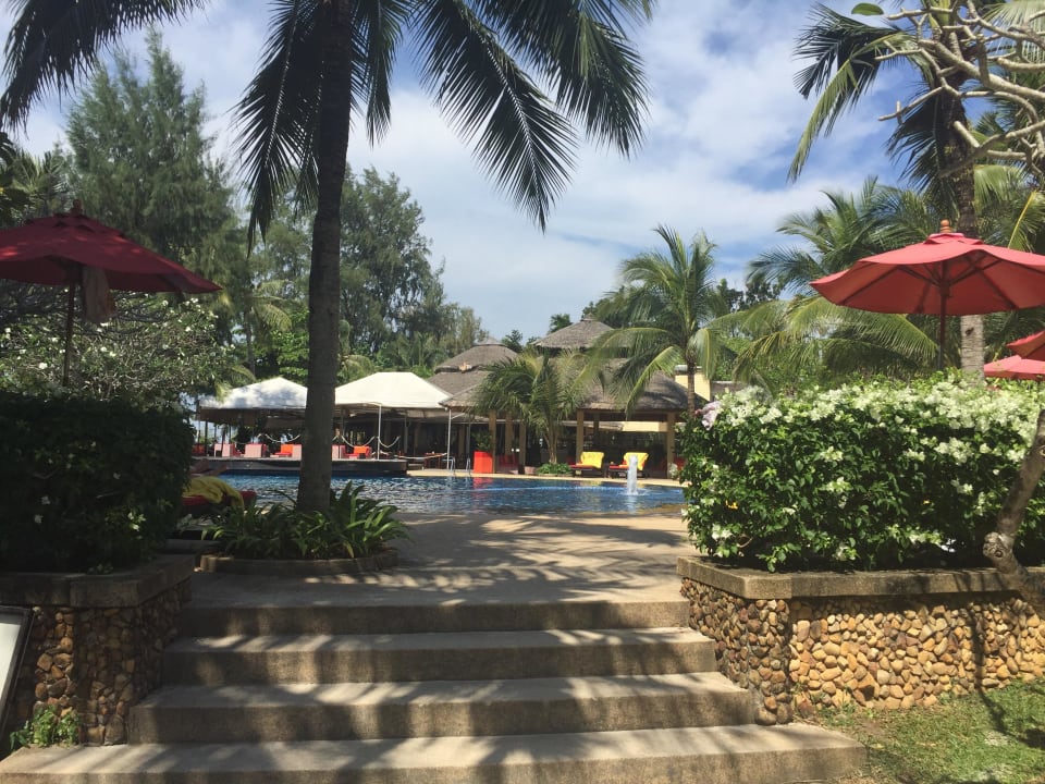 Pool Centara Koh Chang Tropicana Resort