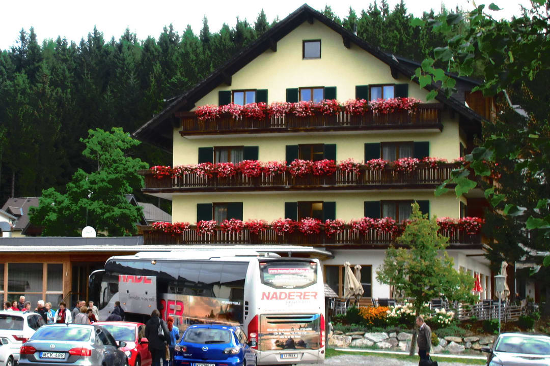Blick auf das Hotel Naturhotel Bauernhofer