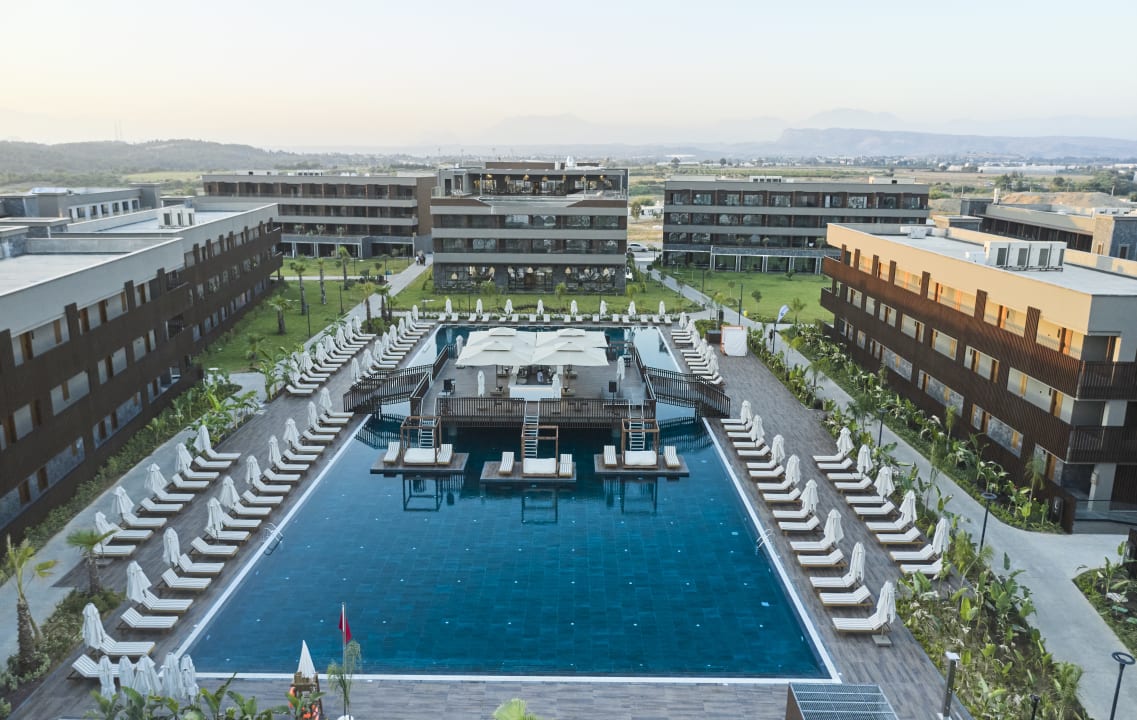 Außenansicht Jacaranda Luxury Resort