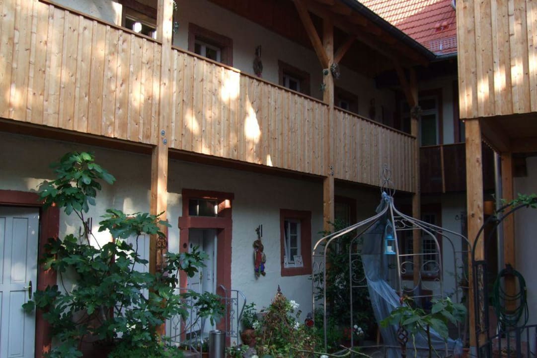 Hotel Innhof zu den Zimmern Hotel Zur Goldenen Krone