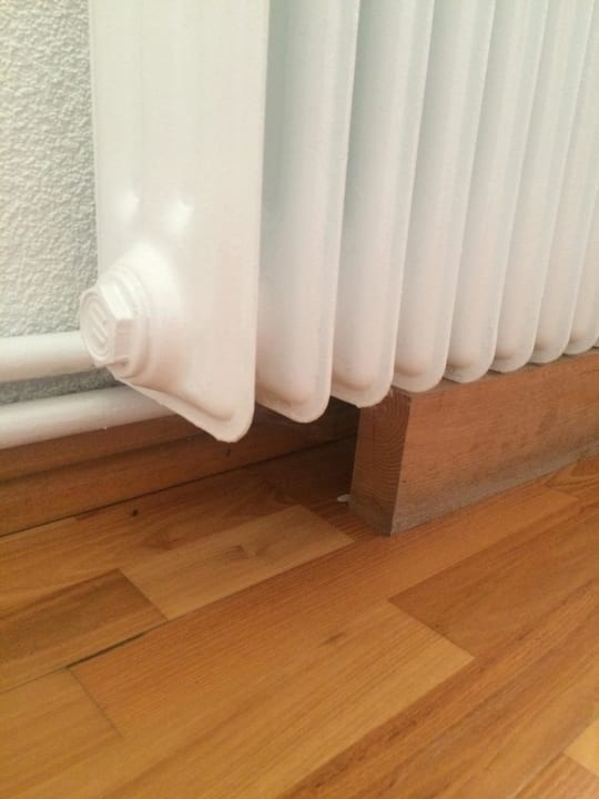 Die Heizung auf einen Klotz gestützt Ferienwohnungen Hof Bruns No 2