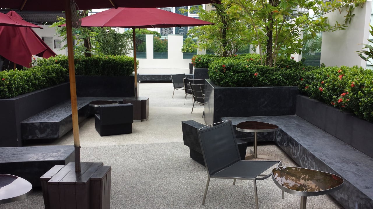 Pool auf dem Dach Hotel Park Plaza Bangkok Soi 18