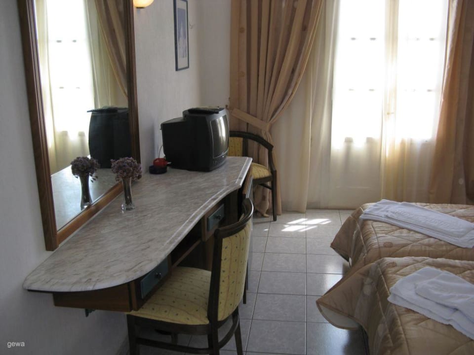 Zimmer Myconian Sunrise Relais & Chateaux Hotel