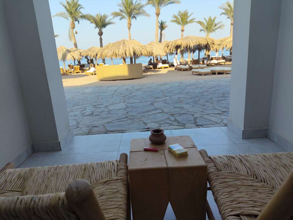 Zimmer Serry Beach Resort