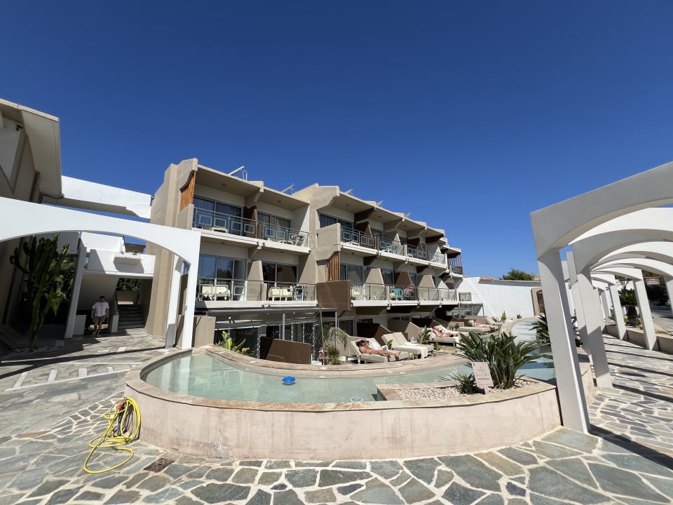 Außenansicht Kolymbia Bay Art Adults-only Hotel