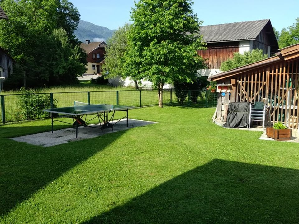 Gartenanlage Gästehaus Lutschounig