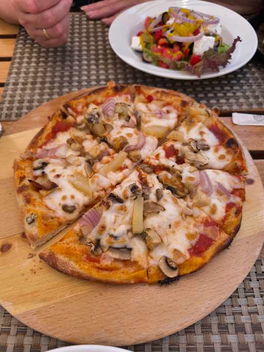 Gastro Kaisol Romance Resort