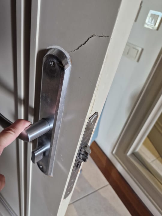 Zimmer Well Palace Side