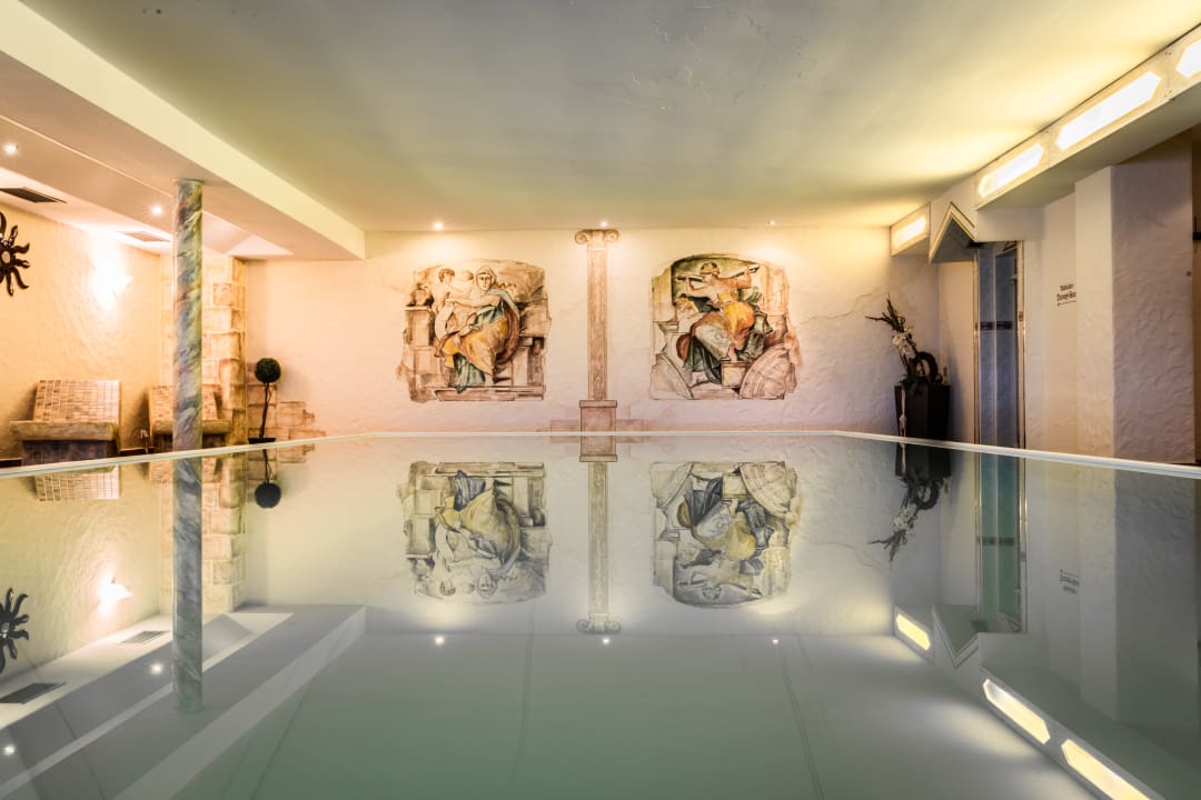 Pool Wohlfühlhotel zur Post