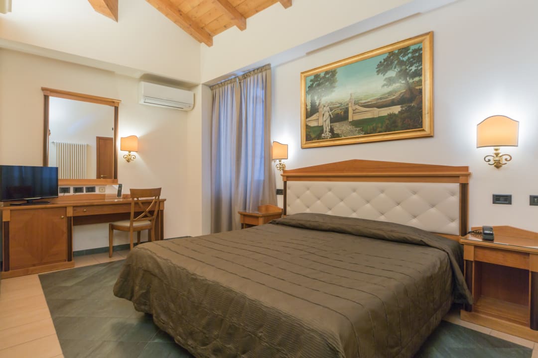 Zimmer Hotel Touring