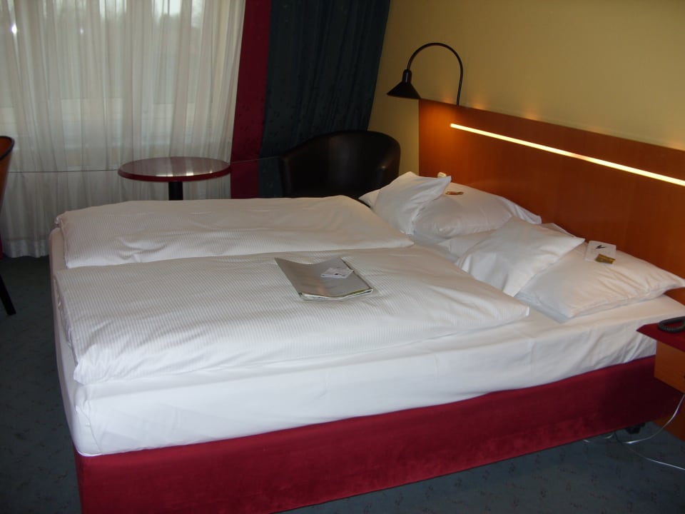 Zimmer Good Morning + Leipzig