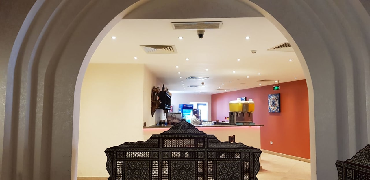 Gastro Rohanou Beach Resort