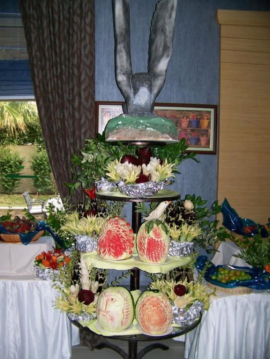 Büffet am Abend Can Garden Resort