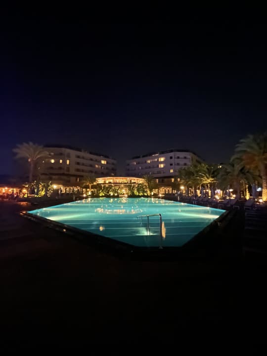 Außenansicht Hotel Miramare Beach