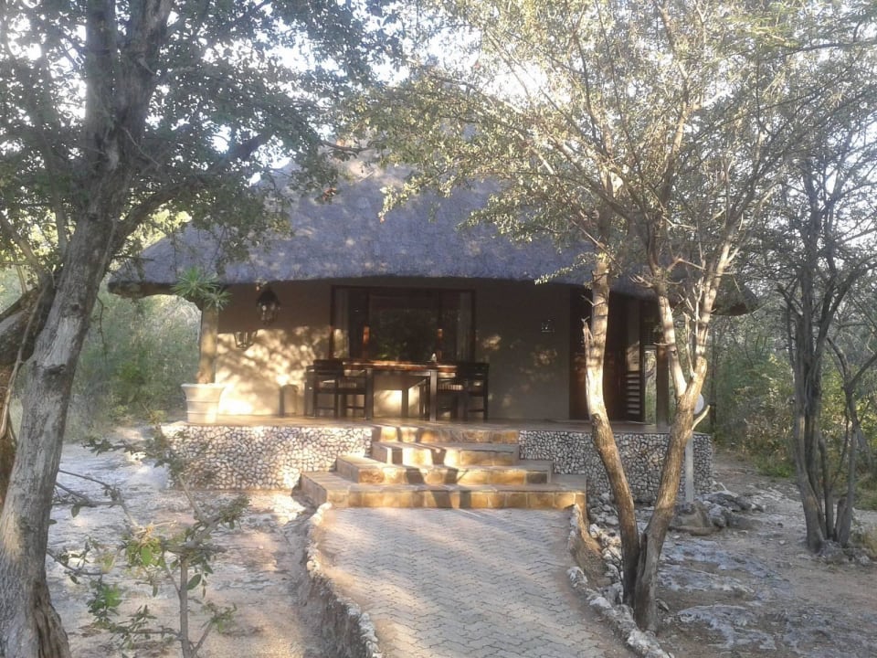 Blick aufs Haus Hotel Mushara Lodge