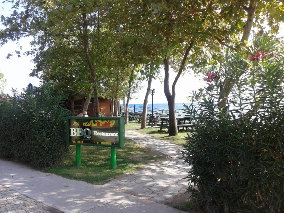 Барбекю ресторан, работает вечером Limak Limra Hotel & Resort