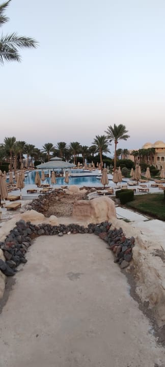 Pool Serenity Alpha Beach