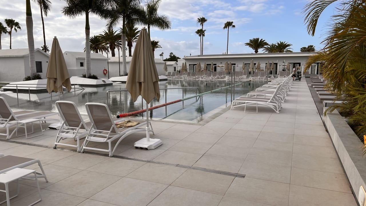 Pool Club Maspalomas Suites & SPA